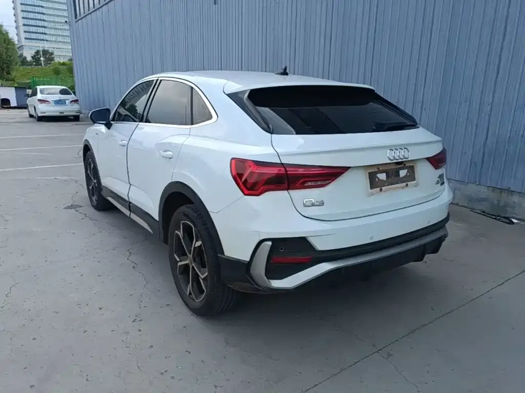 Audi Q3 Sportback — фото 6