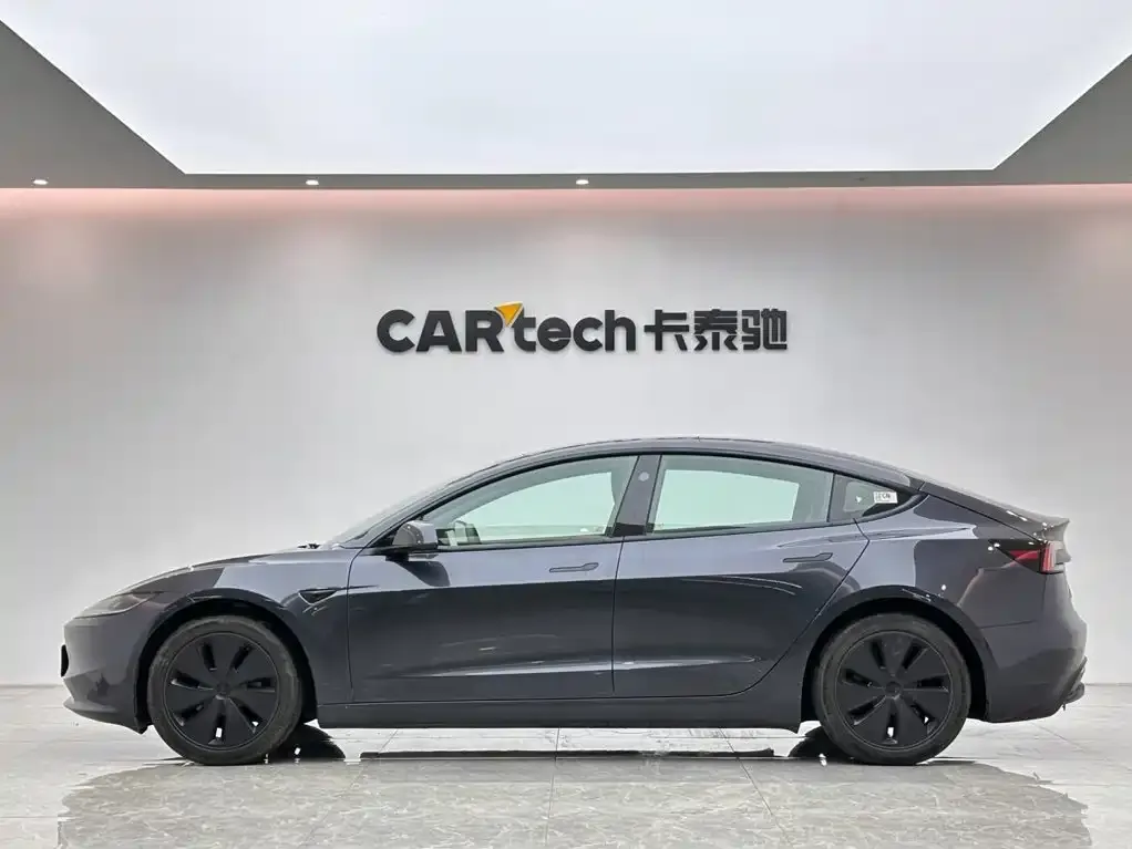 Tesla Model 3 — фото 2