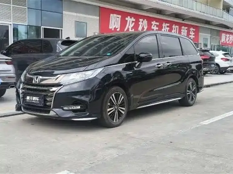 Honda Odyssey — фото 1