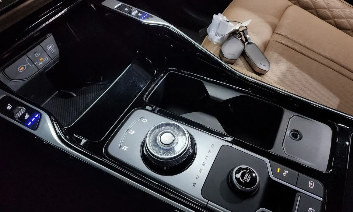 Kia Sorento — фото 3