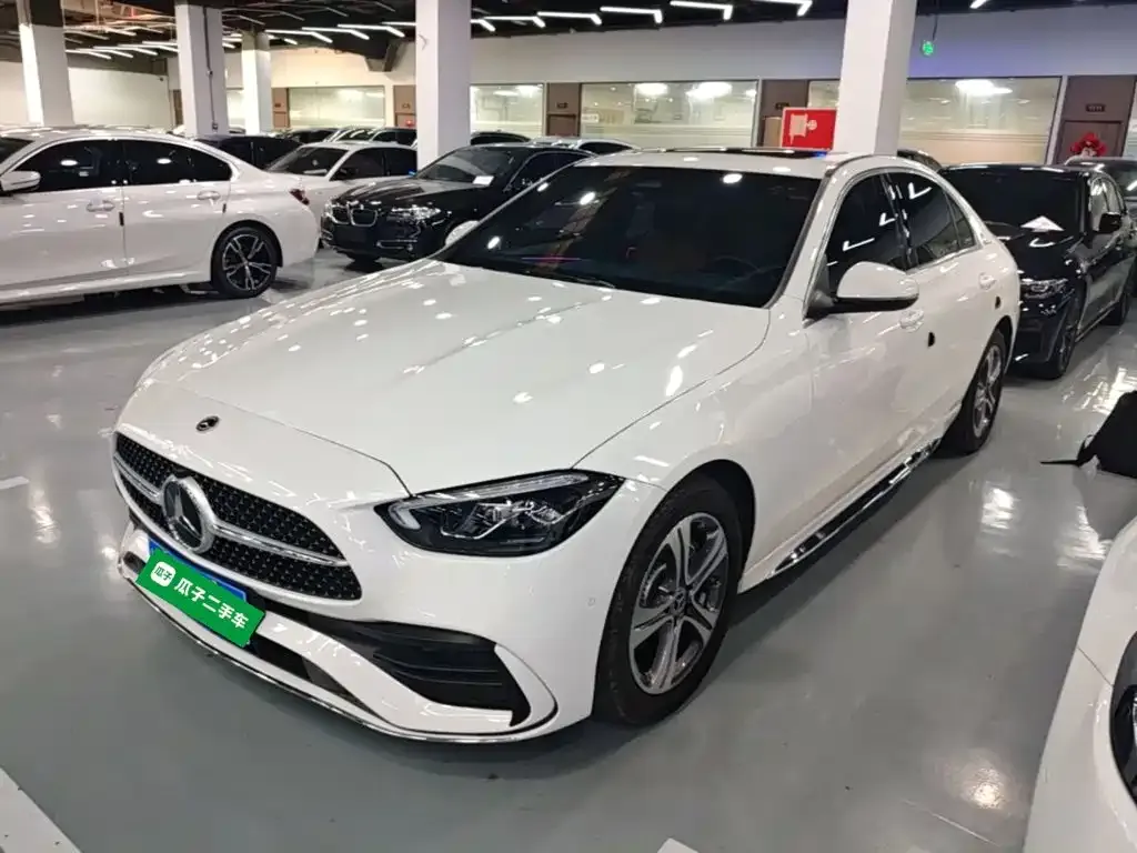 Mercedes-Benz C-Class — фото 1