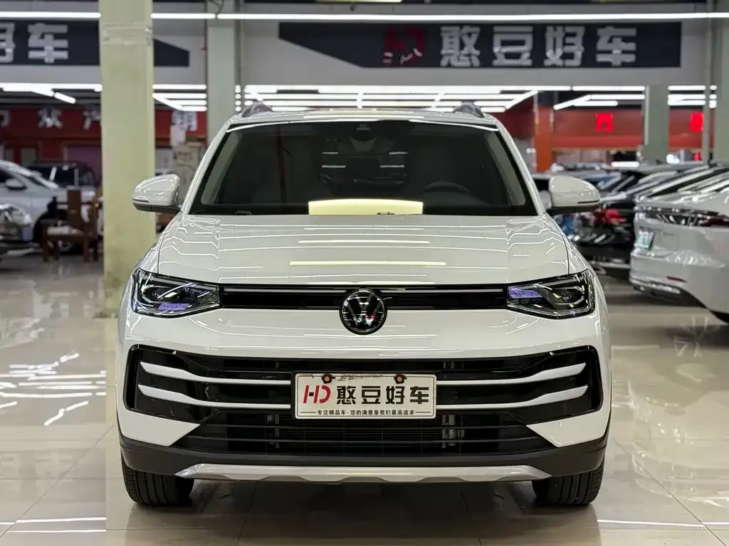 Volkswagen Tharu — фото 5