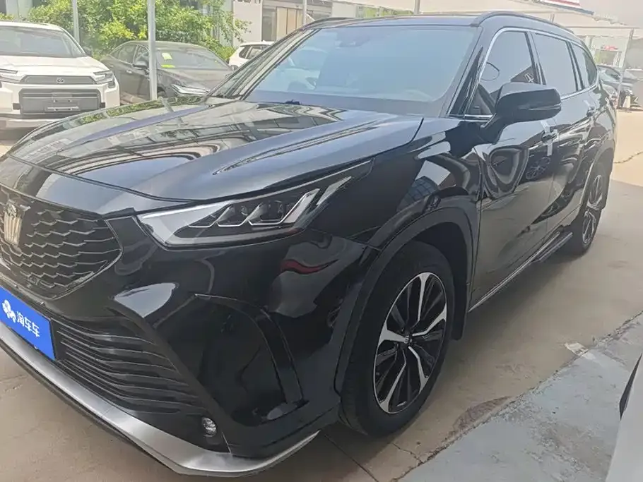 Toyota Crown Kluger