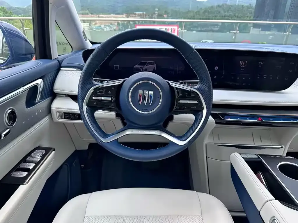 Buick GL8 Hybrid — фото 4