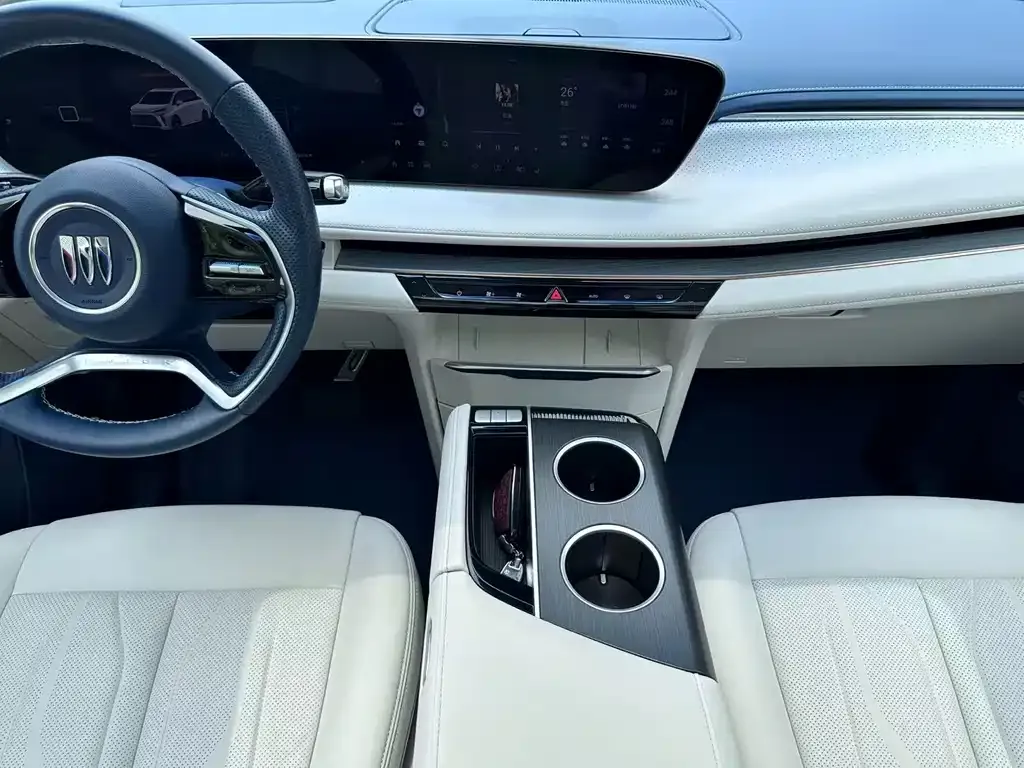 Buick GL8 Hybrid — фото 5