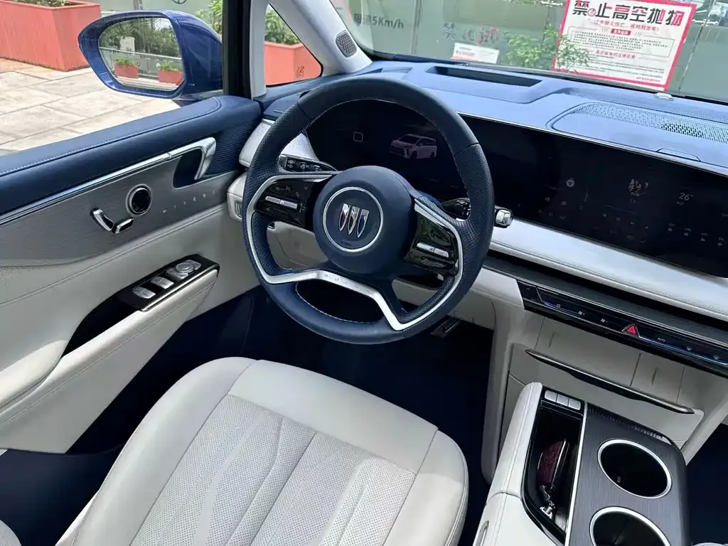 Buick GL8 Hybrid — фото 7