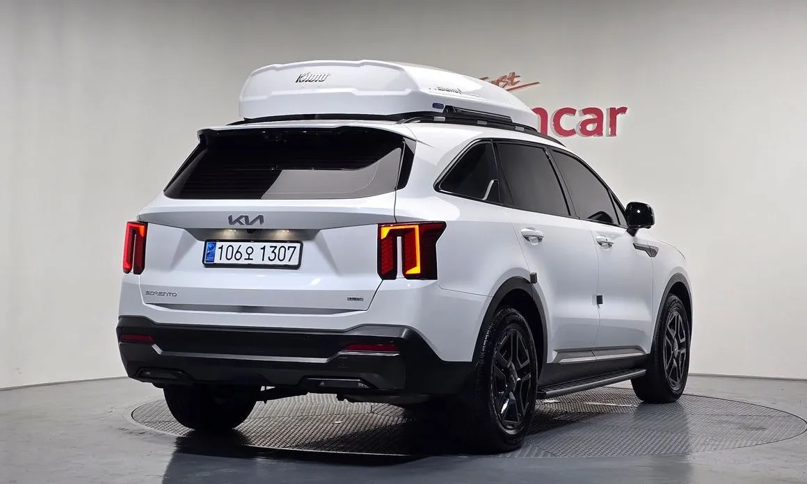 Kia Sorento — фото 7