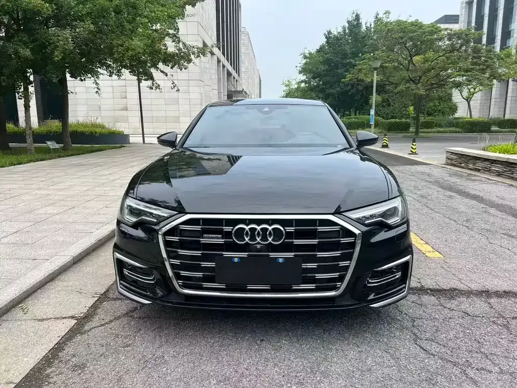 Audi A6L — фото 5