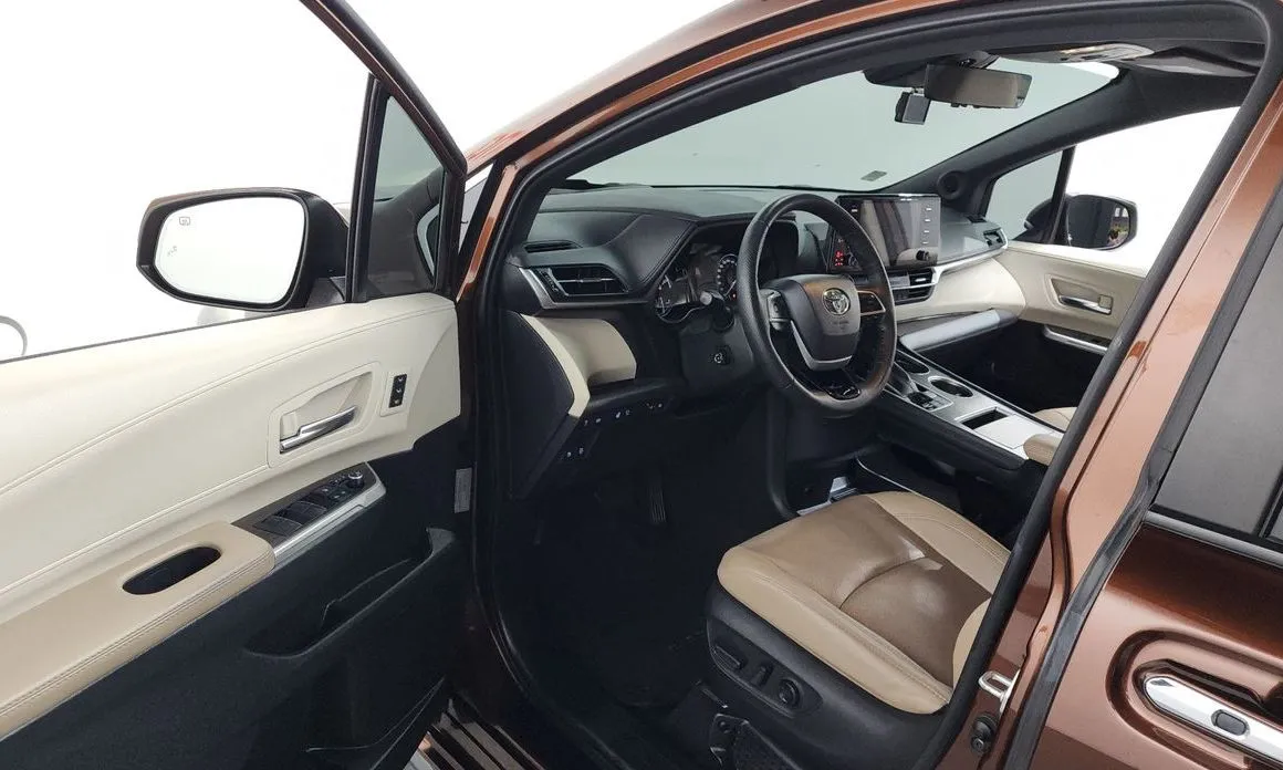 Toyota Sienna 2022 из KR, фото 10