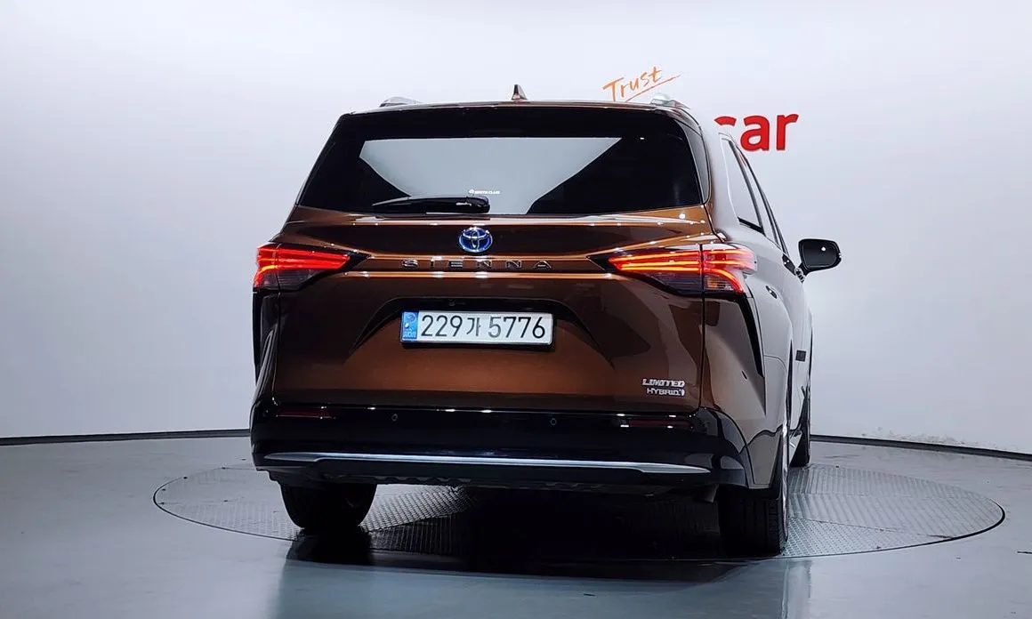 Toyota Sienna 2022 из KR, фото 7