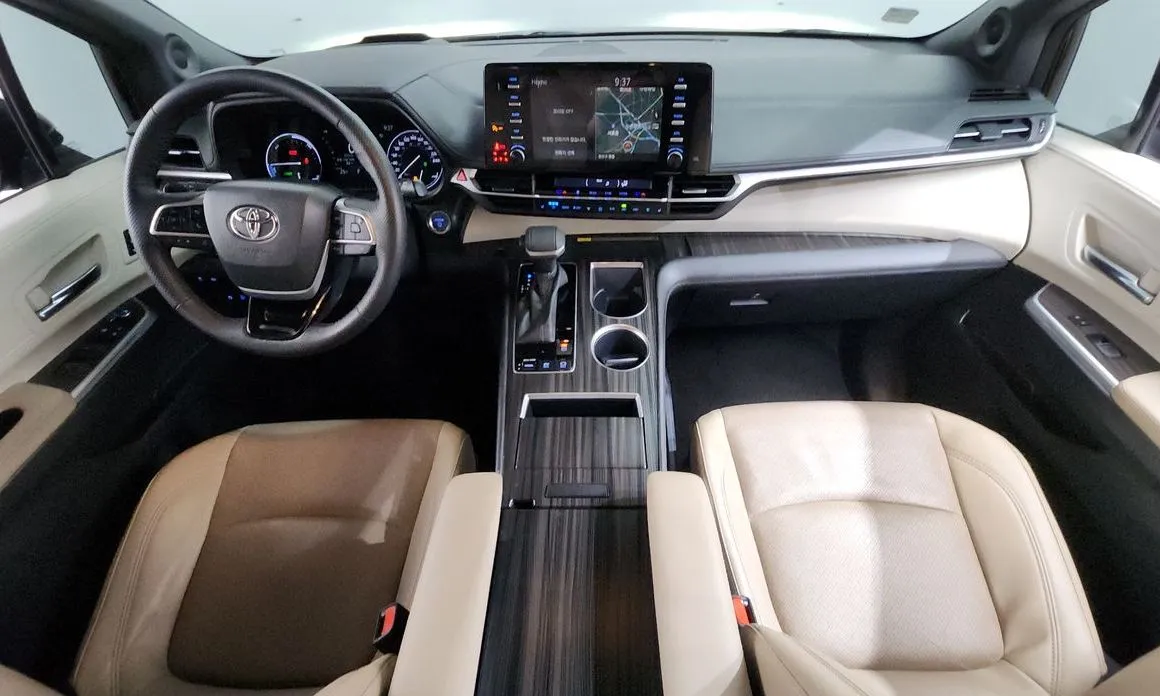 Toyota Sienna 2022 из KR, фото 9