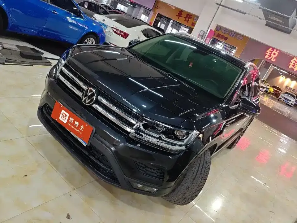 Volkswagen Tharu — фото 1