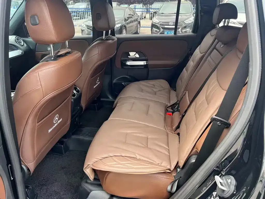 Mercedes-Benz GLB 2023 из CN, фото 2