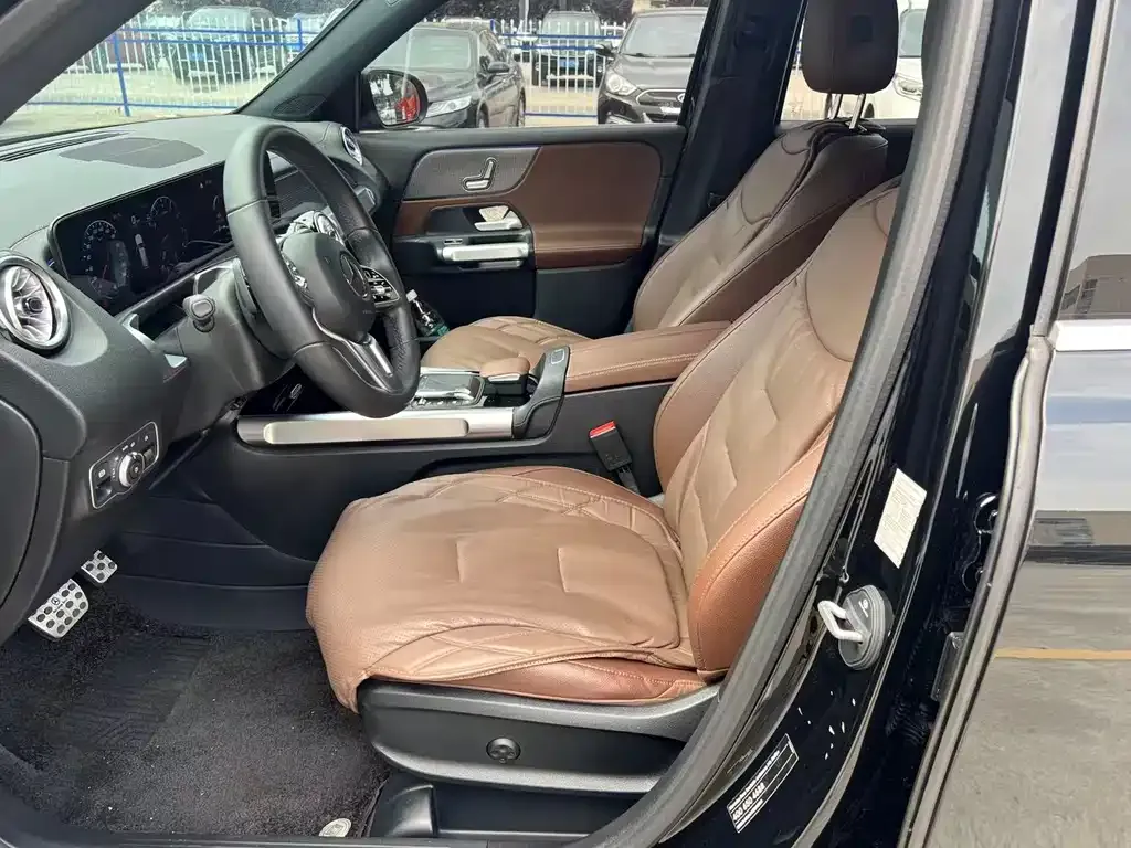Mercedes-Benz GLB 2023 из CN, фото 8