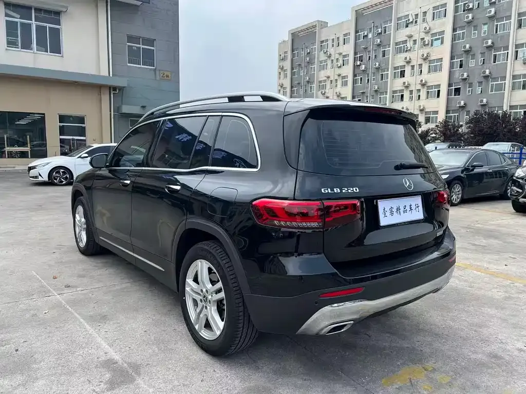 Mercedes-Benz GLB 2023 из CN, фото 4