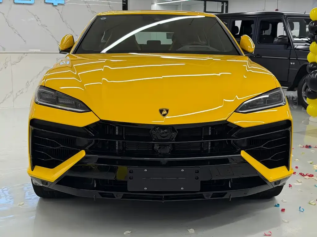 Lamborghini Urus SE — фото 2