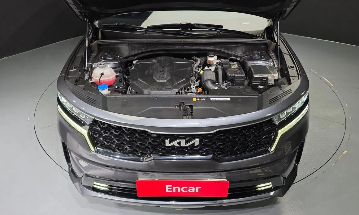 Kia Sorento — фото 8
