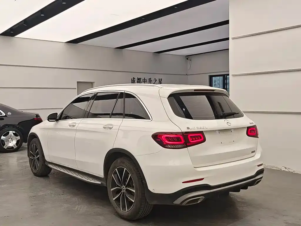 Mercedes-Benz GLC — фото 10