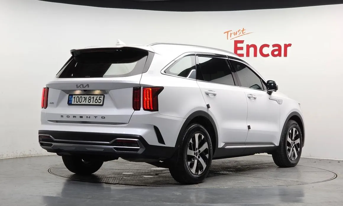Kia Sorento — фото 4