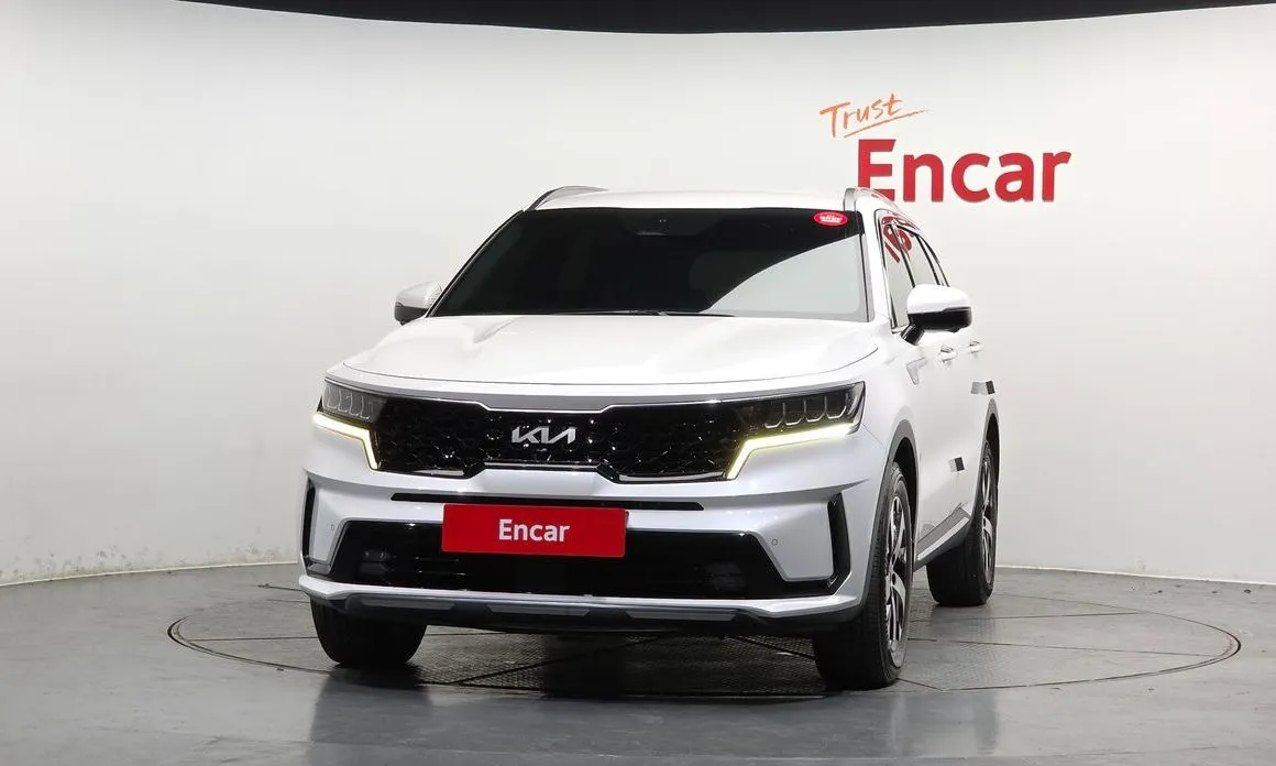 Kia Sorento — фото 6