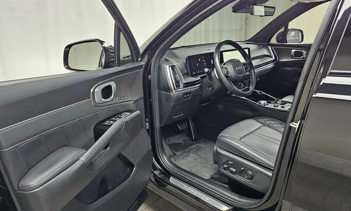 Kia Sorento — фото 8