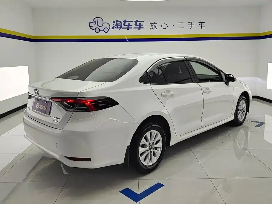 Toyota Corolla 2022 из CN, фото 10