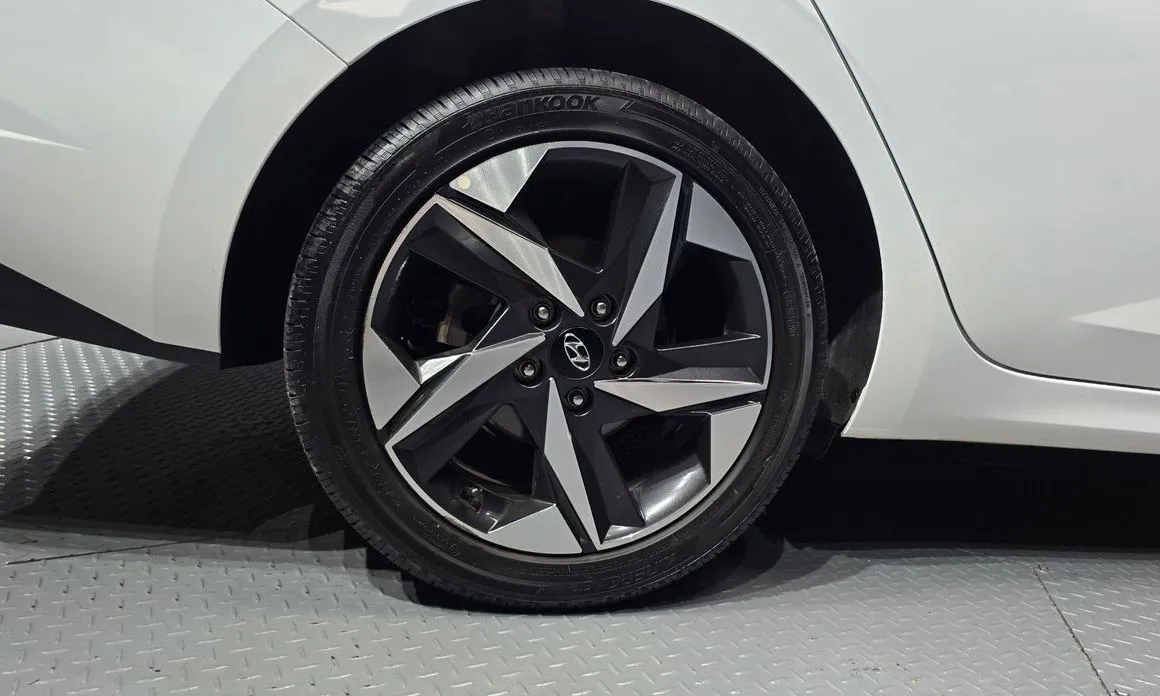 Hyundai AVANTE — фото 6