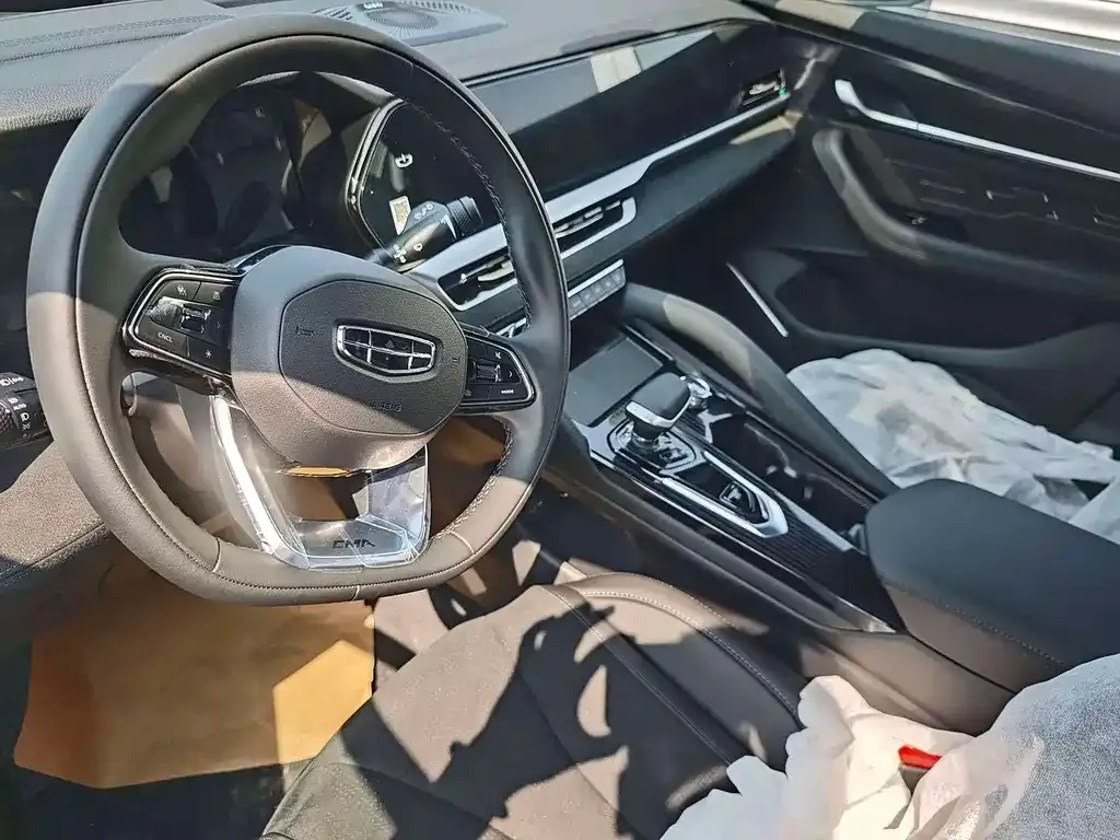 Geely Xingyue L 2024 из CN, фото 5