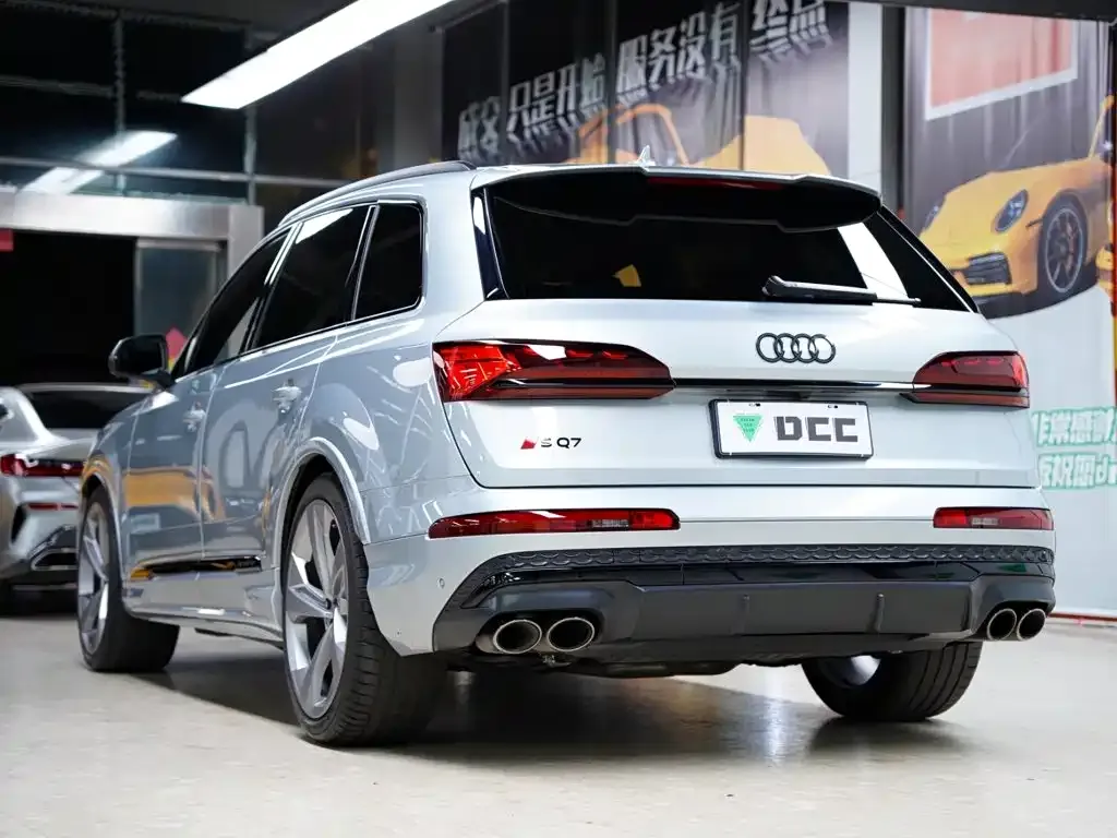 Audi SQ7 2024 из CN, фото 7