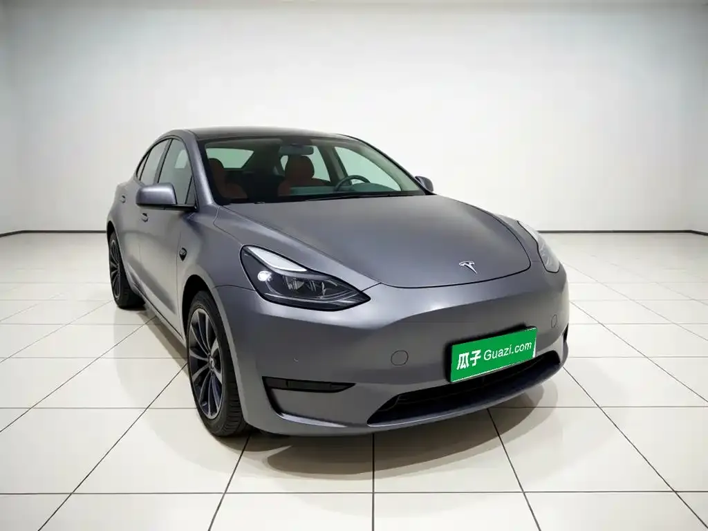 Tesla Model Y — фото 5