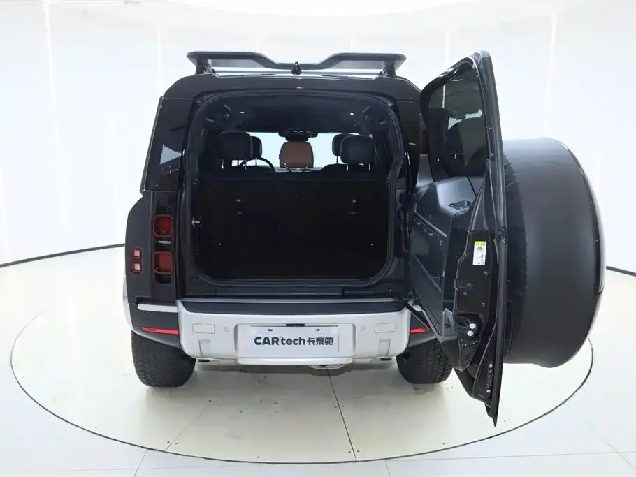 Land Rover Defender — фото 8