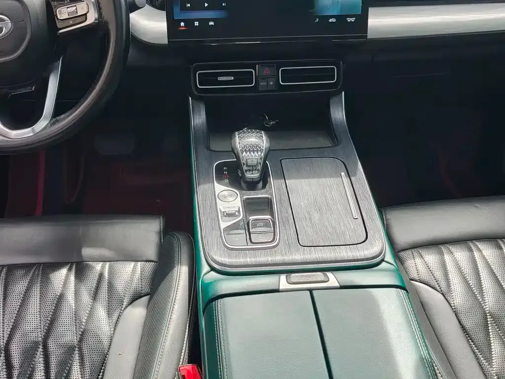 GAC Motor Trumpchi GS8 — фото 5