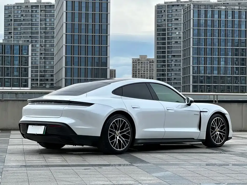 Porsche Taycan 2021 из CN, фото 4