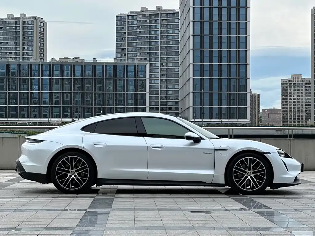 Porsche Taycan 2021 из CN, фото 3