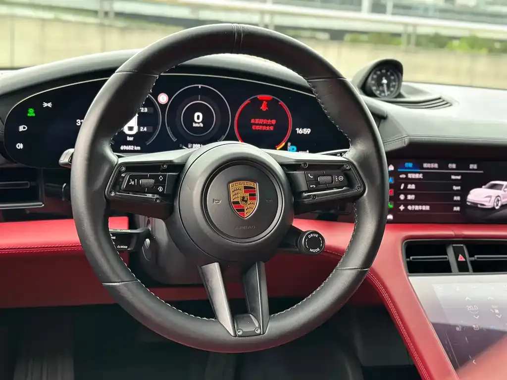 Porsche Taycan 2021 из CN, фото 2