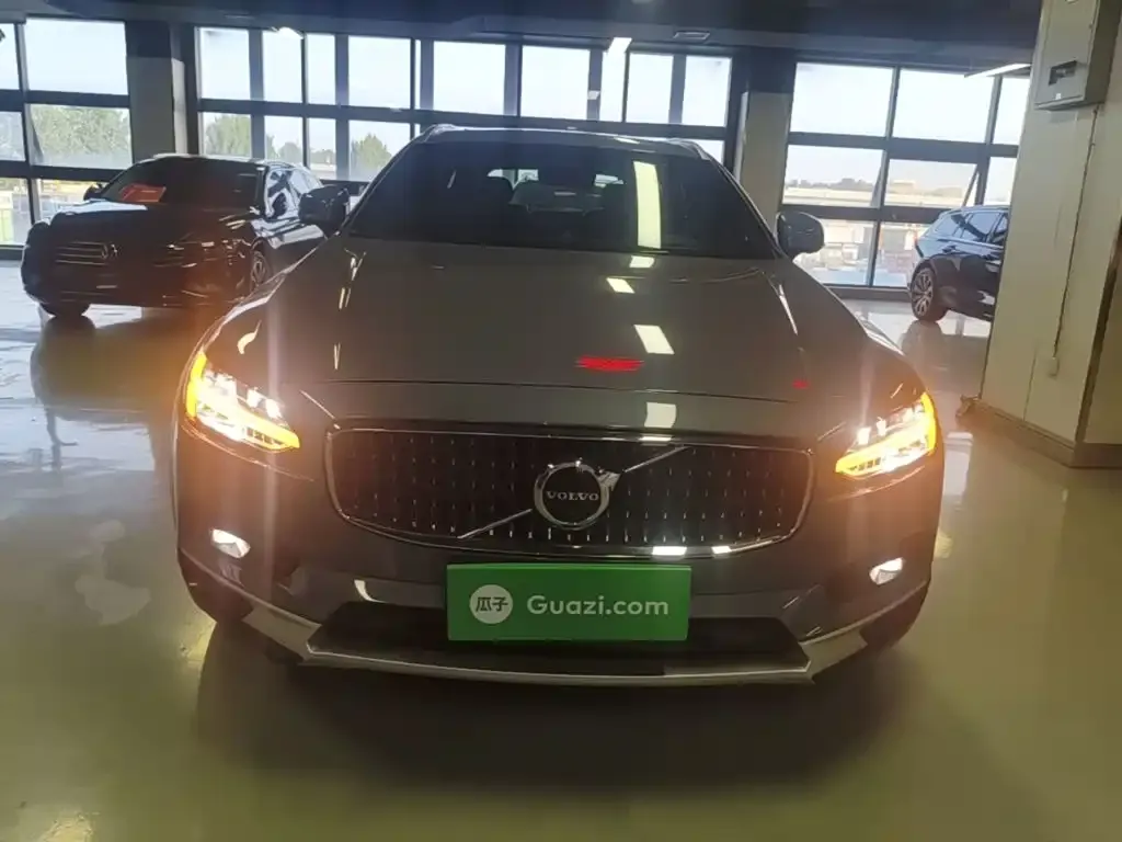 Volvo V90 — фото 3