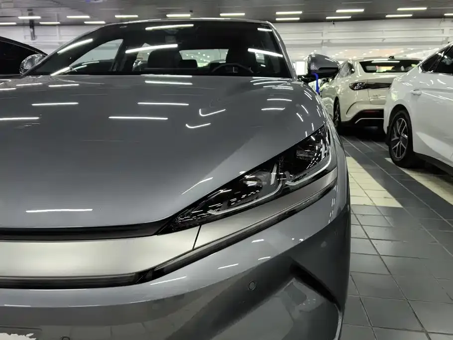 BYD Qin L — фото 10