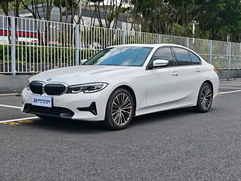 BMW 3 Series — фото 1