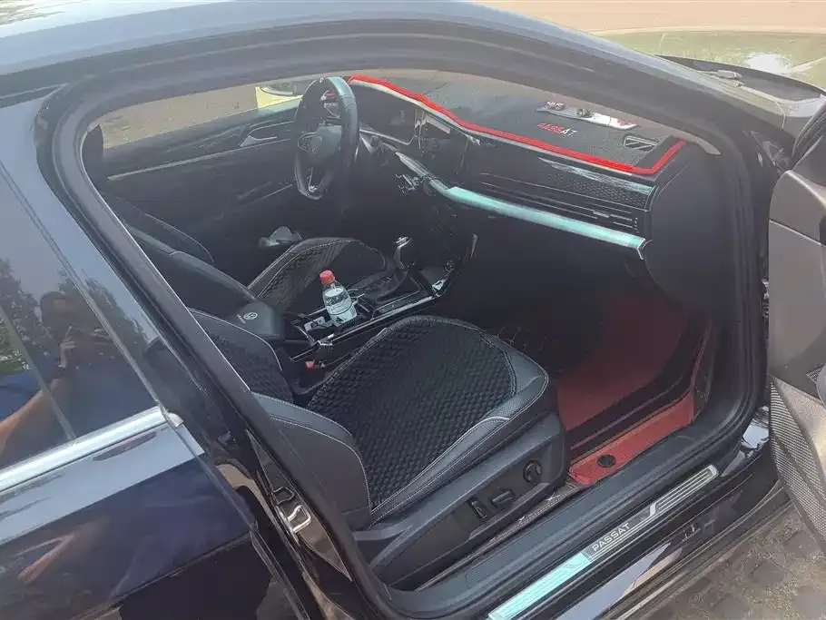 Volkswagen Passat — фото 6