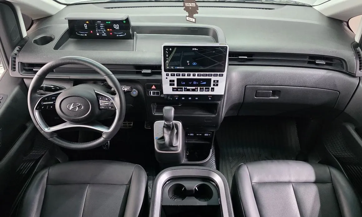Hyundai Staria — фото 4