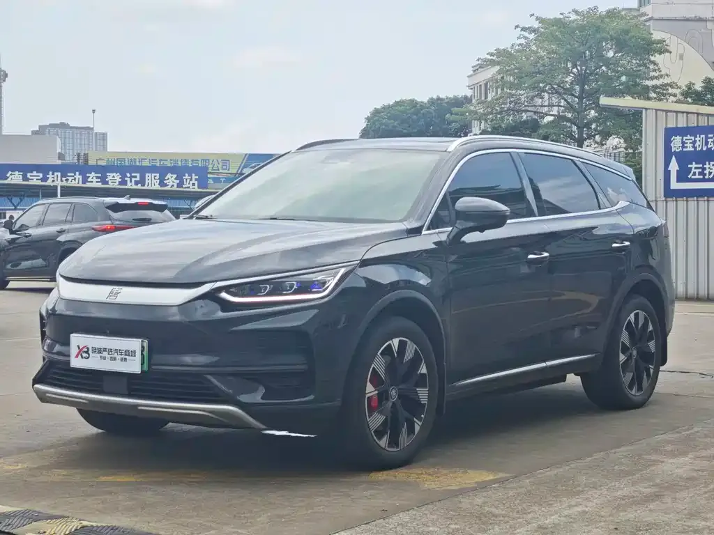 BYD Tang New Energy — фото 1