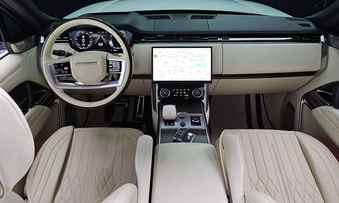 Land Rover Range Rover 2023 из KR, фото 10