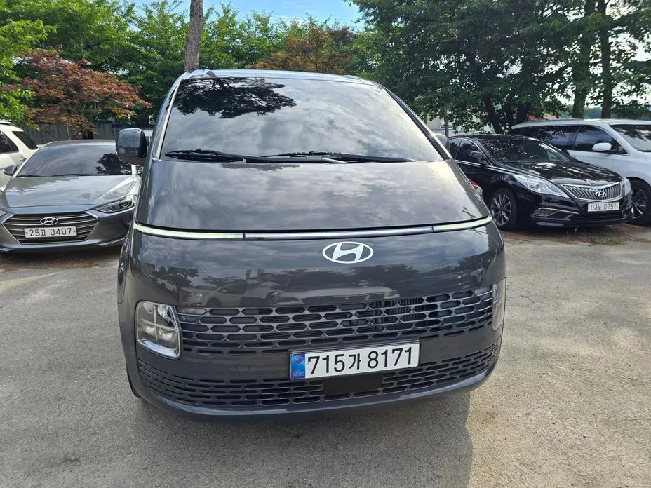 Hyundai Staria — фото 1