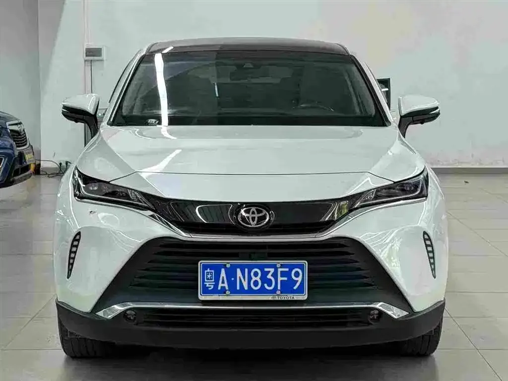 Toyota Harrier — фото 5