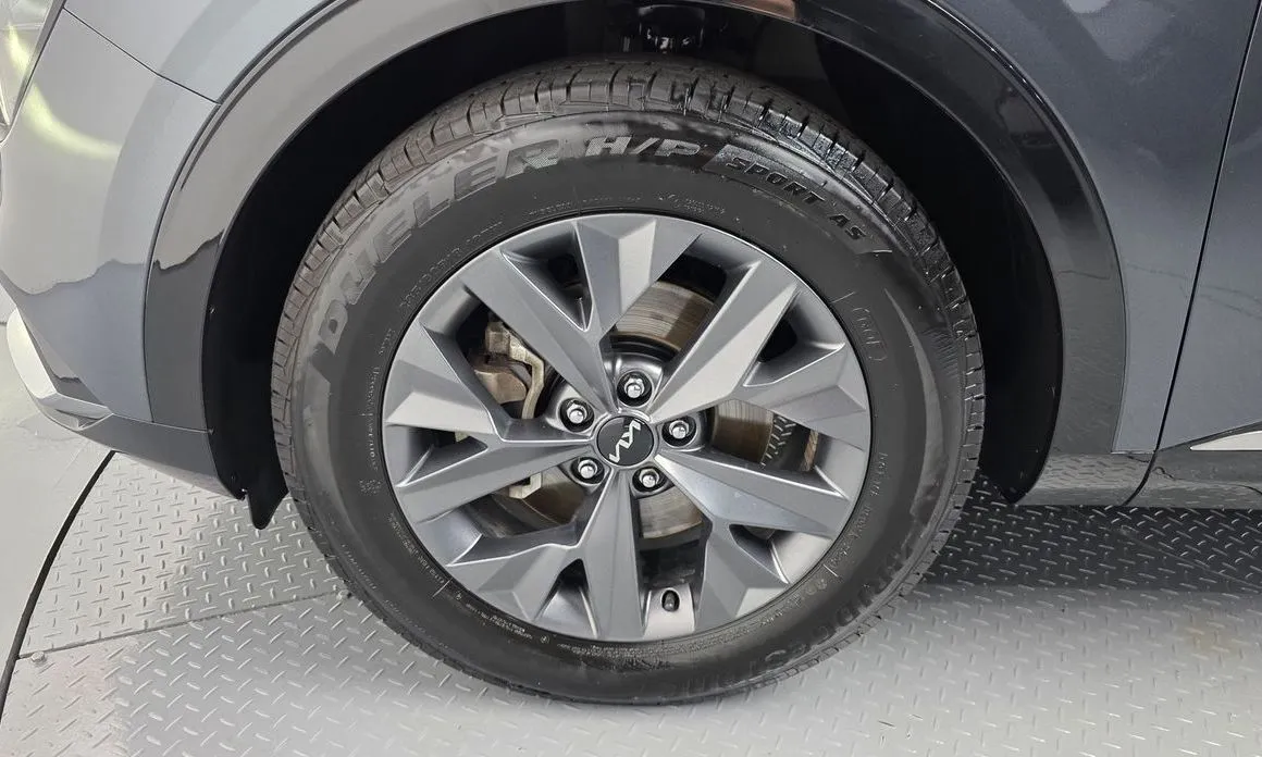 Kia Sportage — фото 9