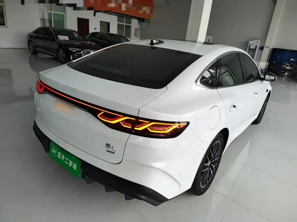 BYD Qin L — фото 2