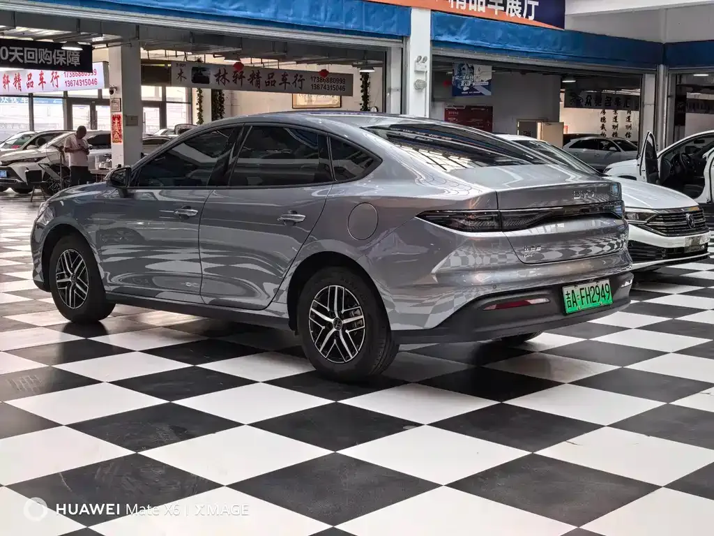 BYD Seal 05 DM-i — фото 10