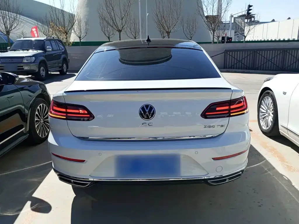 Volkswagen CC — фото 6