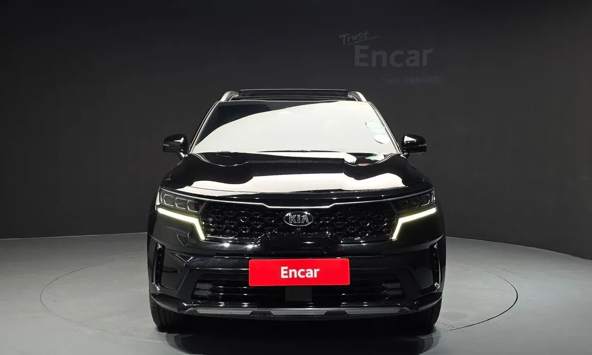 Kia Sorento — фото 10
