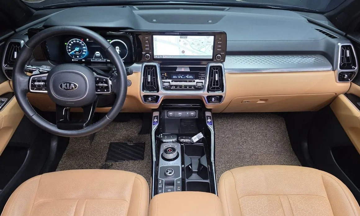 Kia Sorento — фото 6